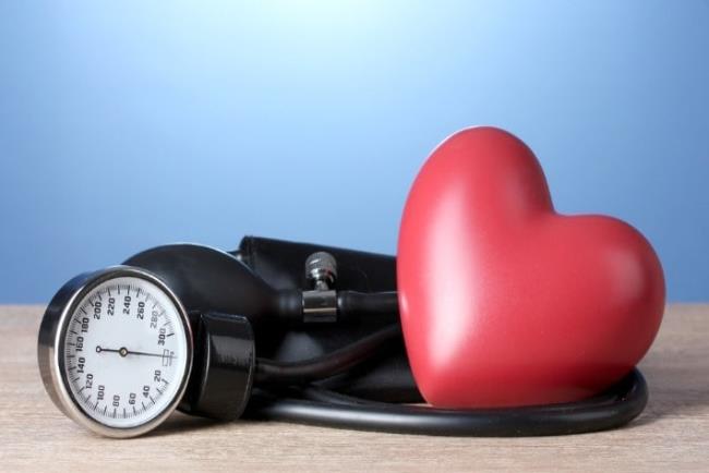 מד לחץ דם לצד לב, לבטלול לטיפול ביתר לחץ דם